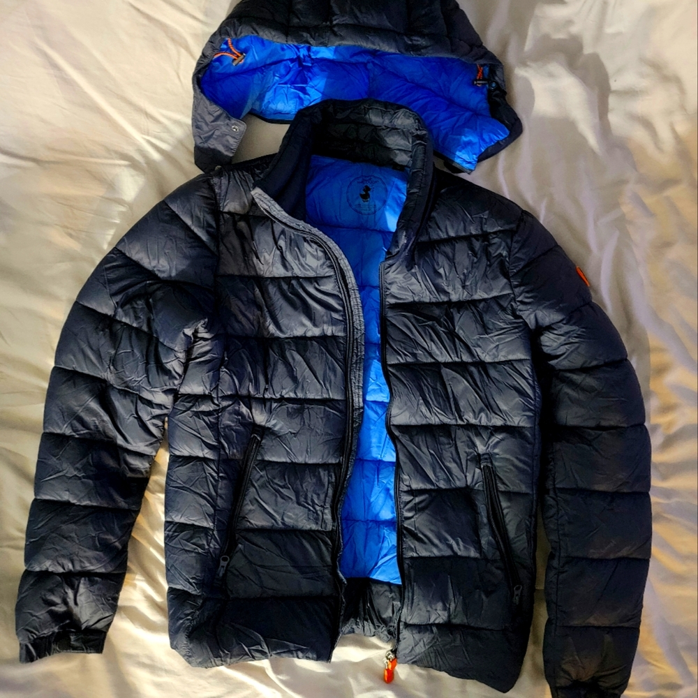 I'm selling a save the duck coat